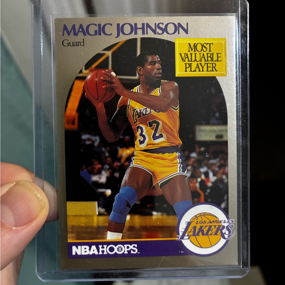Magic Johnson NBA Hoops Trading Card